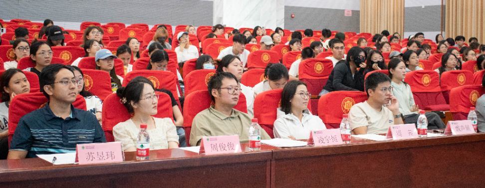 循选择之脉,悟坚守之道 ——专业分流答疑讲座