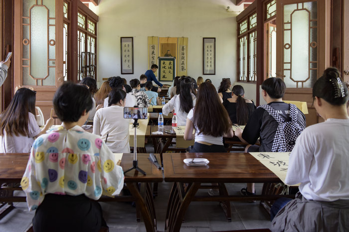 1716774650508542.jpg 4.JPG