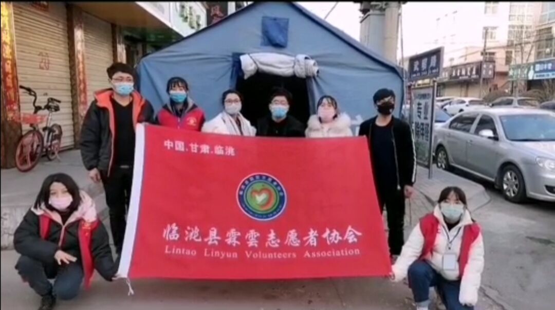 疫情来临不退缩,勇往直前显担当