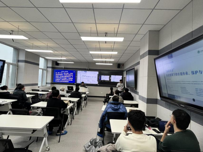 “适者生存”社会变革下的非遗传承、保护与创新张引教授应四所高校邀请开展学术讲座