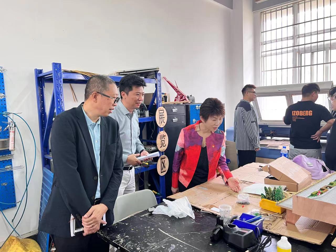 校党委委员、纪委书记、监察专员刘汝兵到美术学院调研