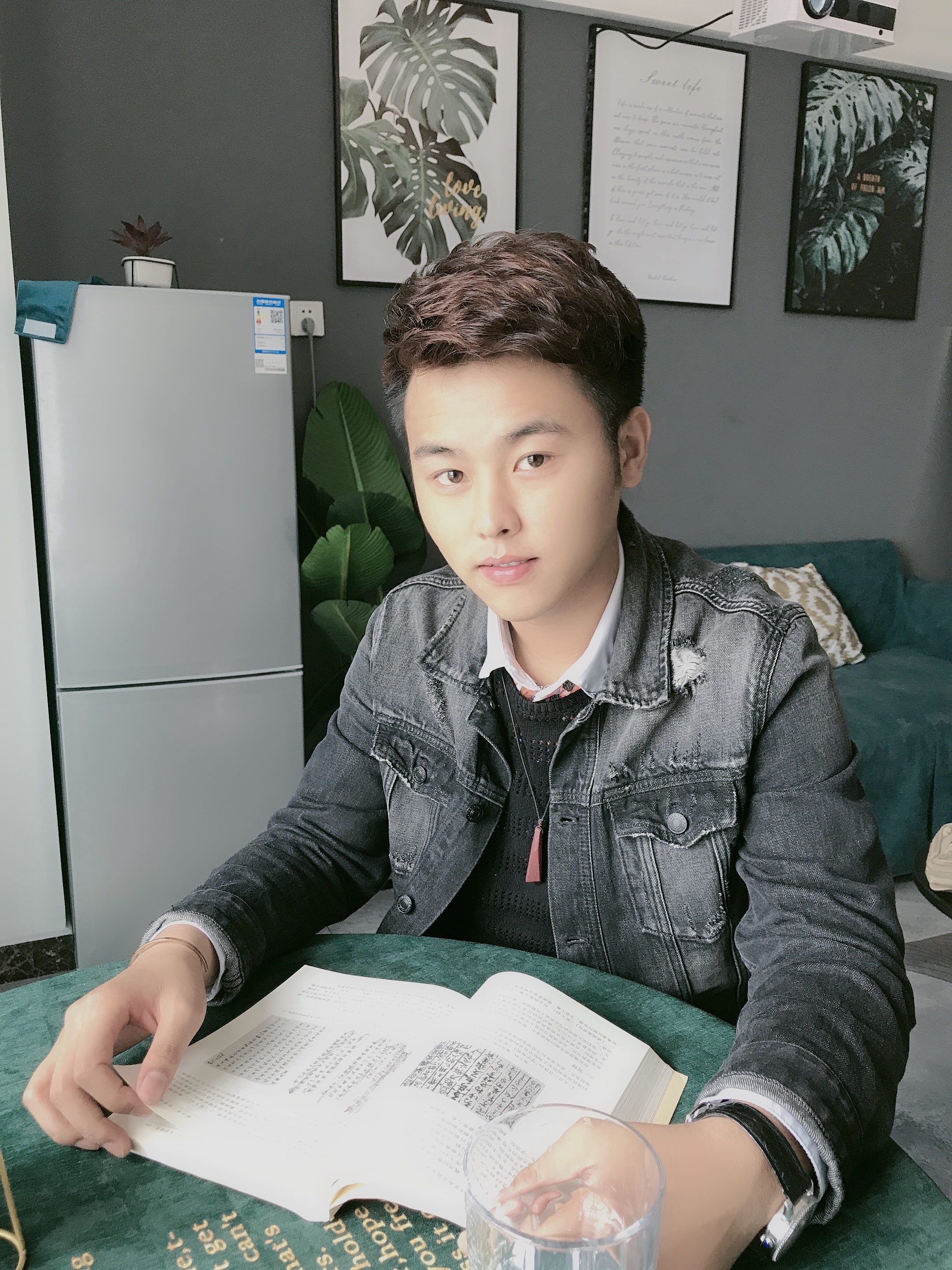 美术学院书法专业学生艺术作品获得第二届全国高校大学生思政课艺术作品主题创作展优秀奖