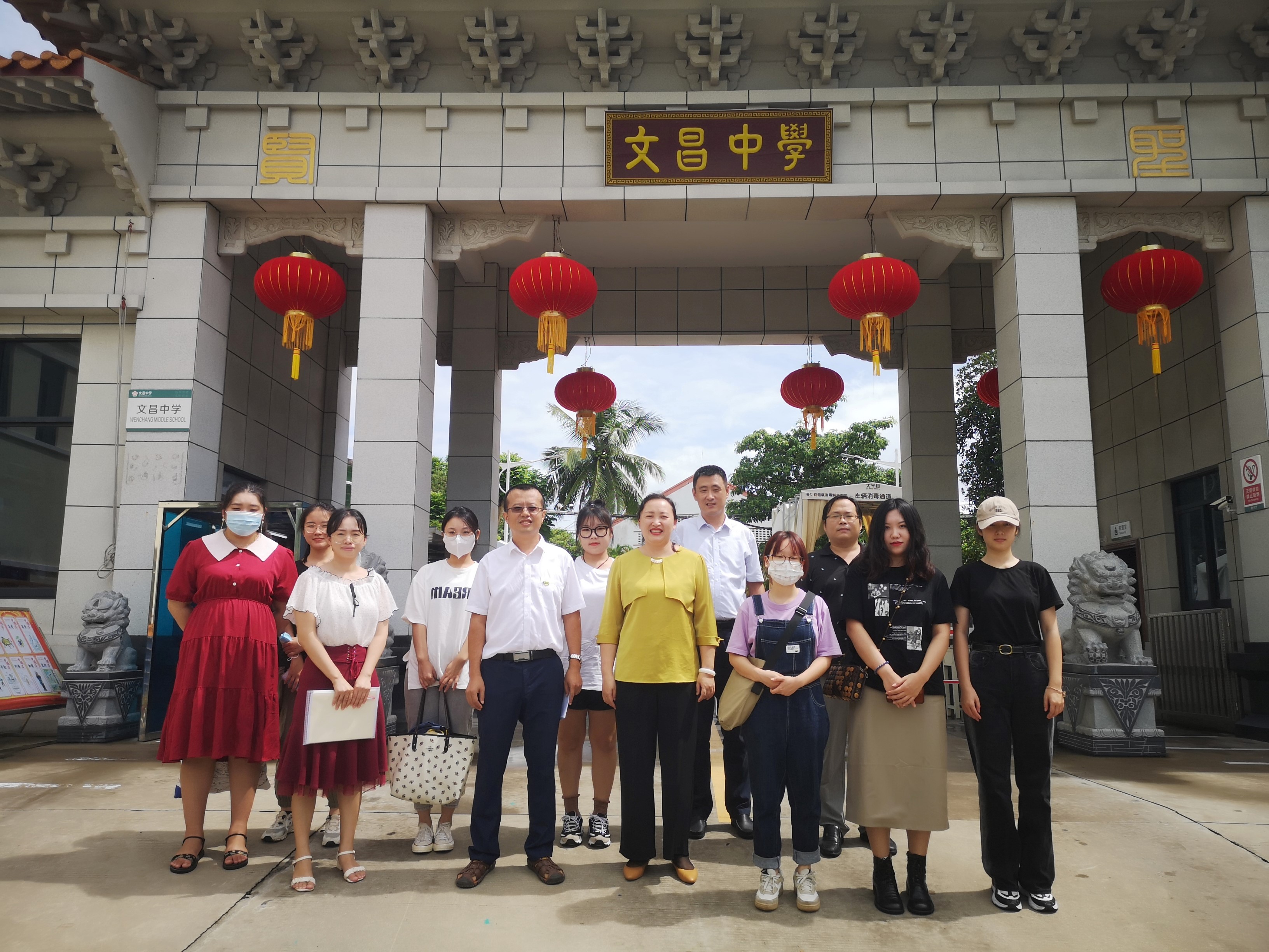 美术学院2018级毕业生赴海南省各市县参加实习