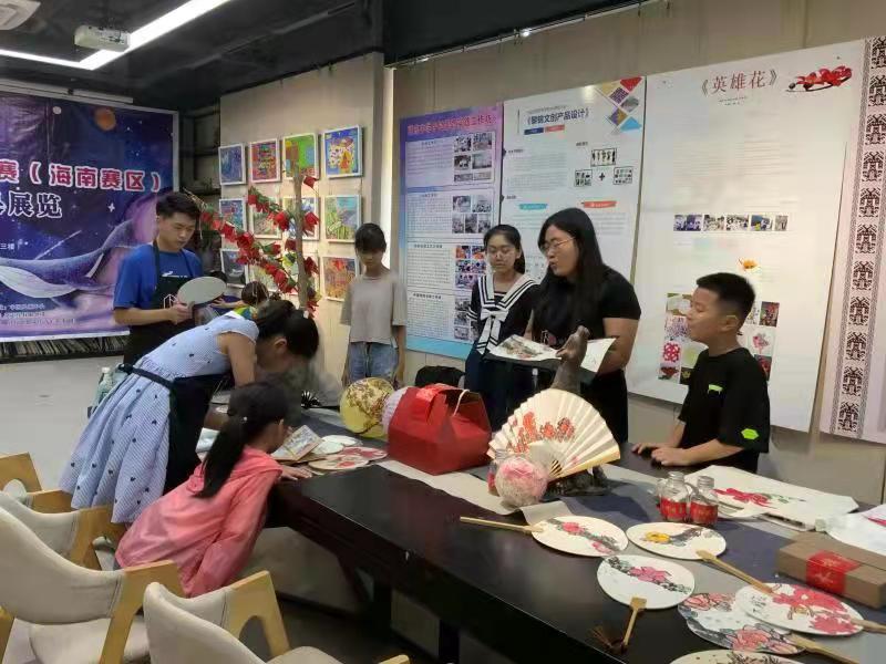 美术学院举办“龙杯”第25届全国中小学生绘画书法作品比赛(海南赛区)暨海南乡村美育