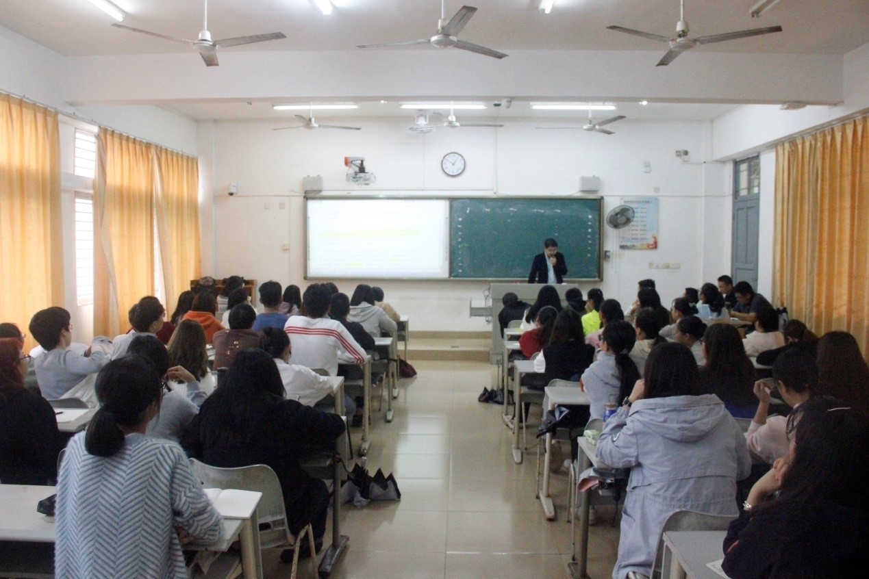 文学院天涯人文讲座之《女神》与五四时代精神和关于郭沫若的五个流言与真伪