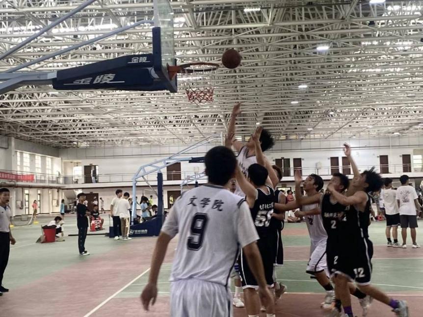 喜报|文学院篮球队勇夺2023年“海狮杯”迎新篮球赛季军