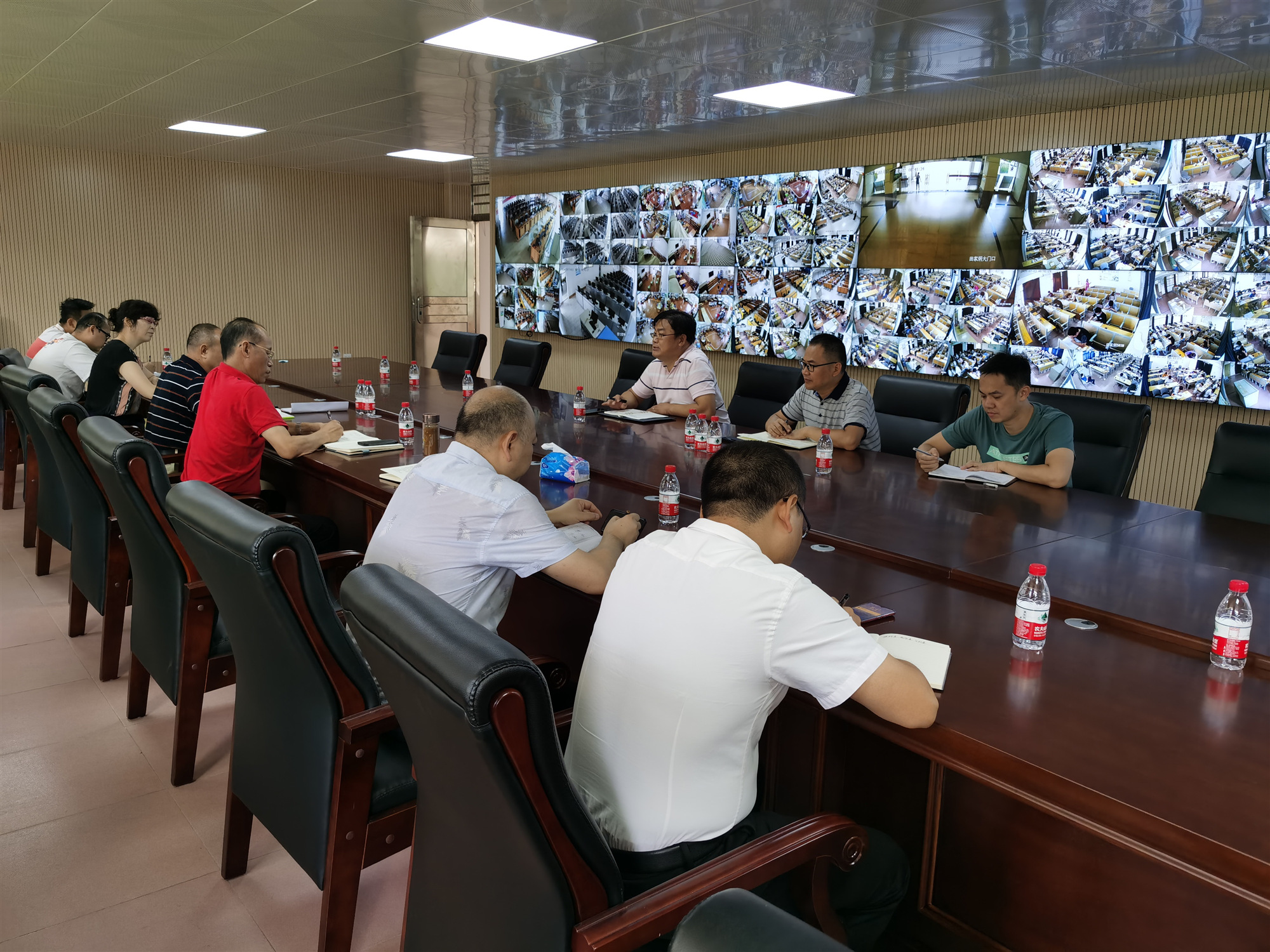 推动智慧化校园建设――信息与网络中心调研进行中