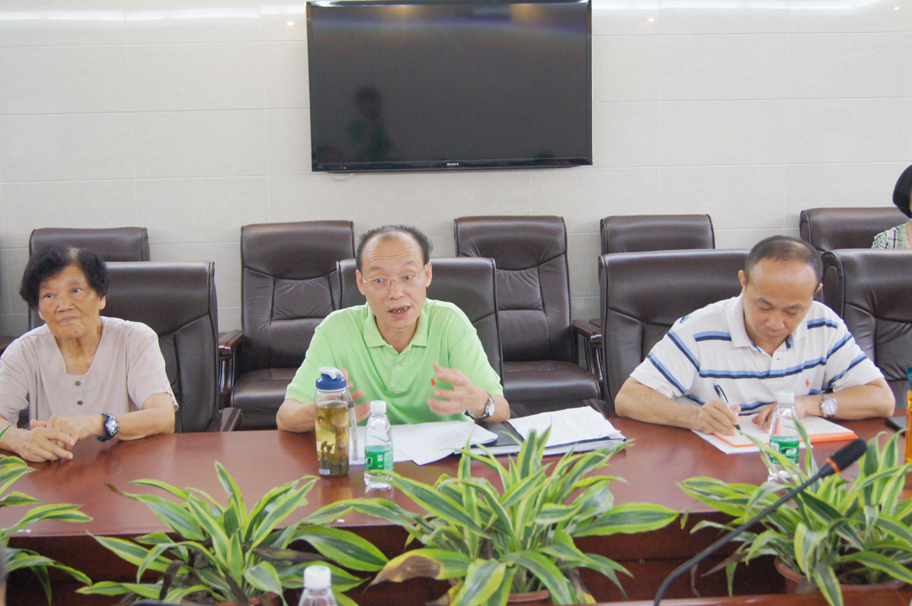 琼州学院教学督导委员到我校考察交流