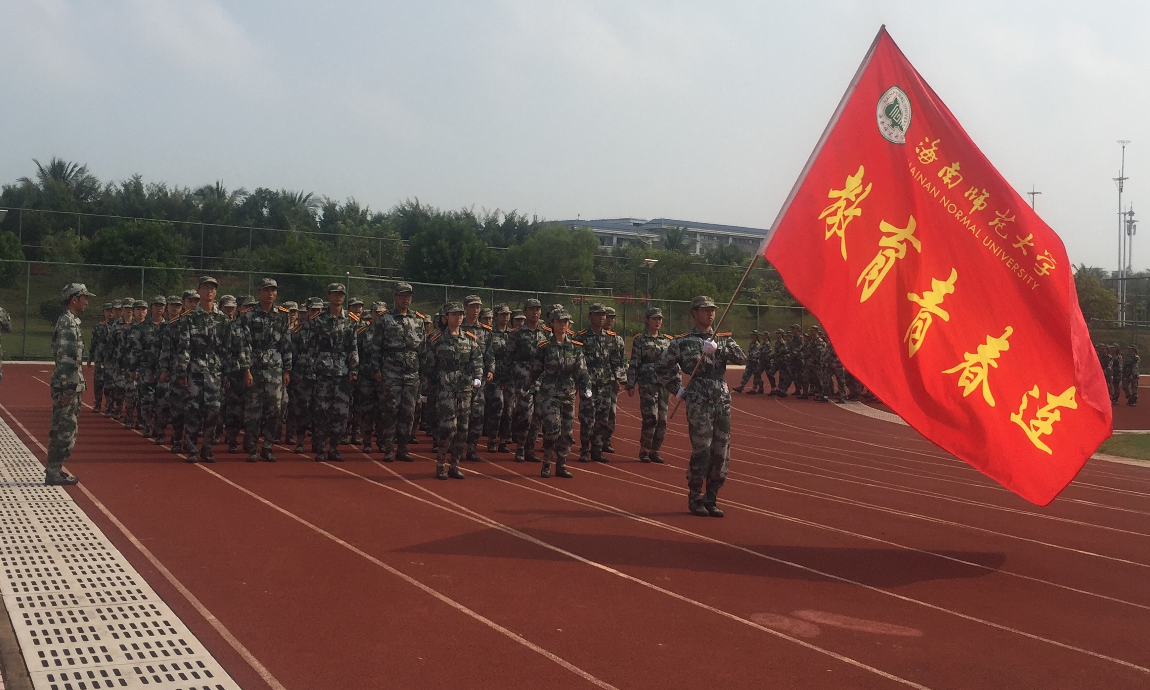 青年之声・检阅促蜕变  会操展风采