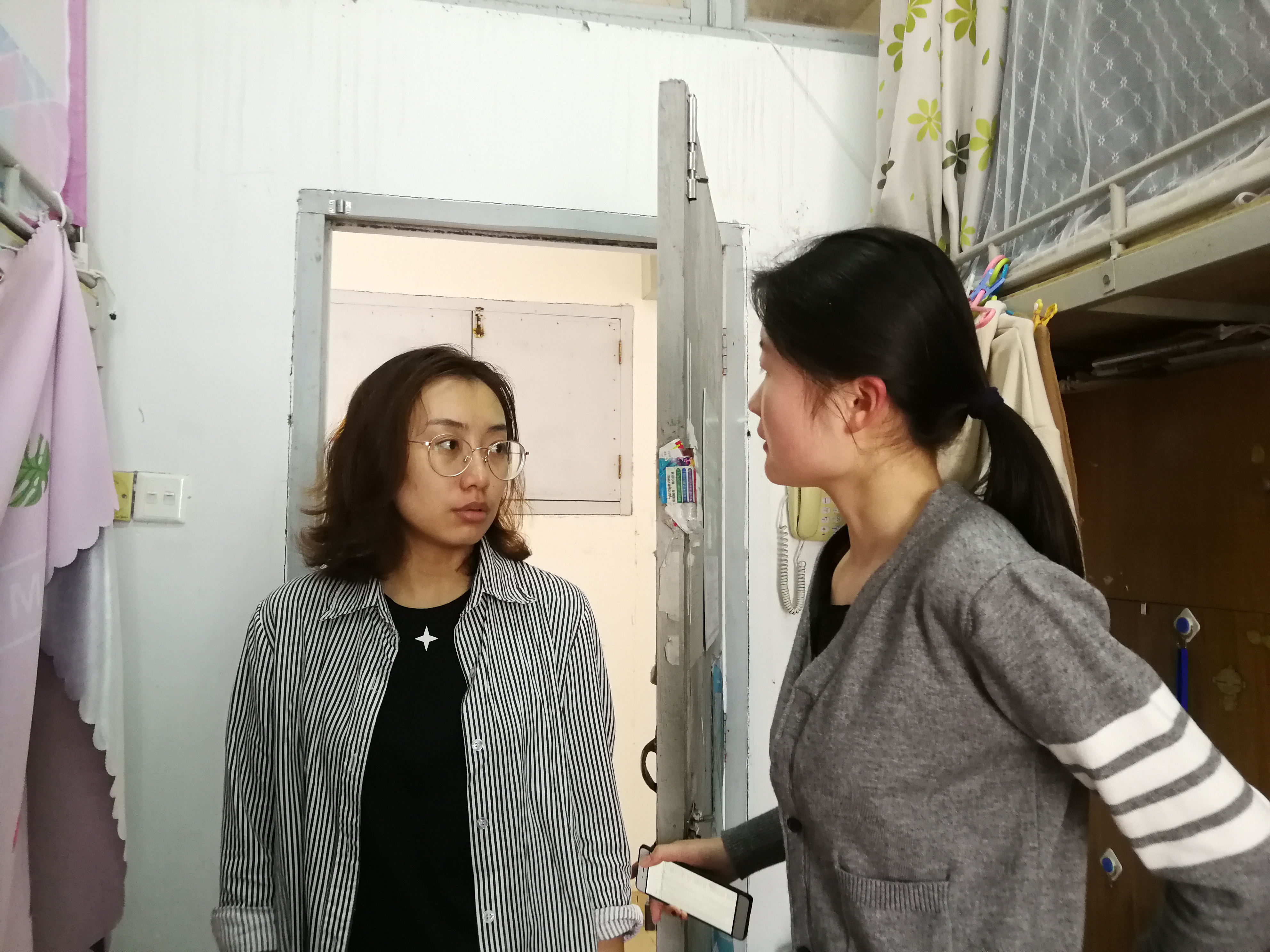 青年之声・记文学院开学走寝