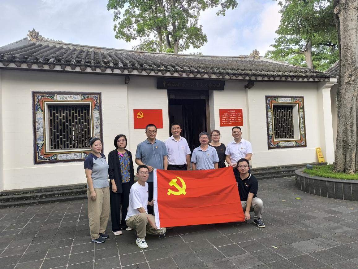 研究生学院教工党支部开展党建活动