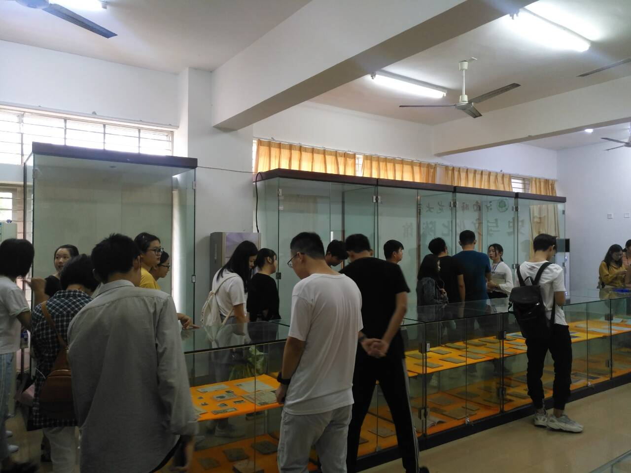 记文学院创新创业实践周系列活动之“历史与文化陈列馆现场模拟讲解”