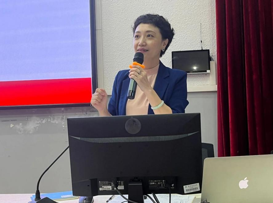 大学生就业指导——职业决策“职”引未来