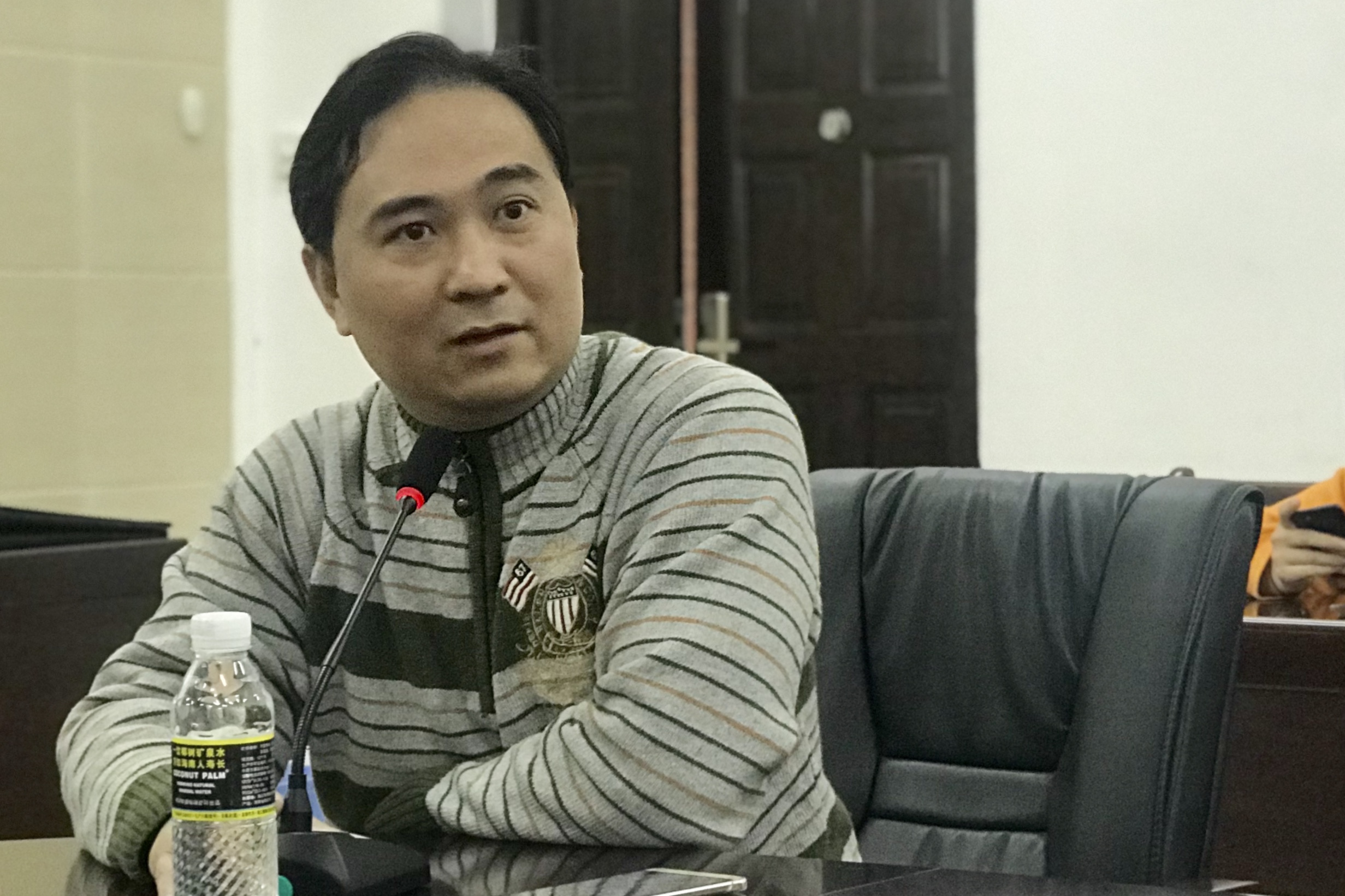 青年之声・文学院本科生党支部宣讲十九大精神主题讲座