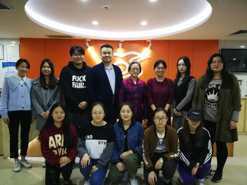 旅游学院领导看望2017级见习学生