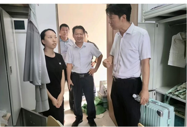 校领导检查桂林洋校区开学工作