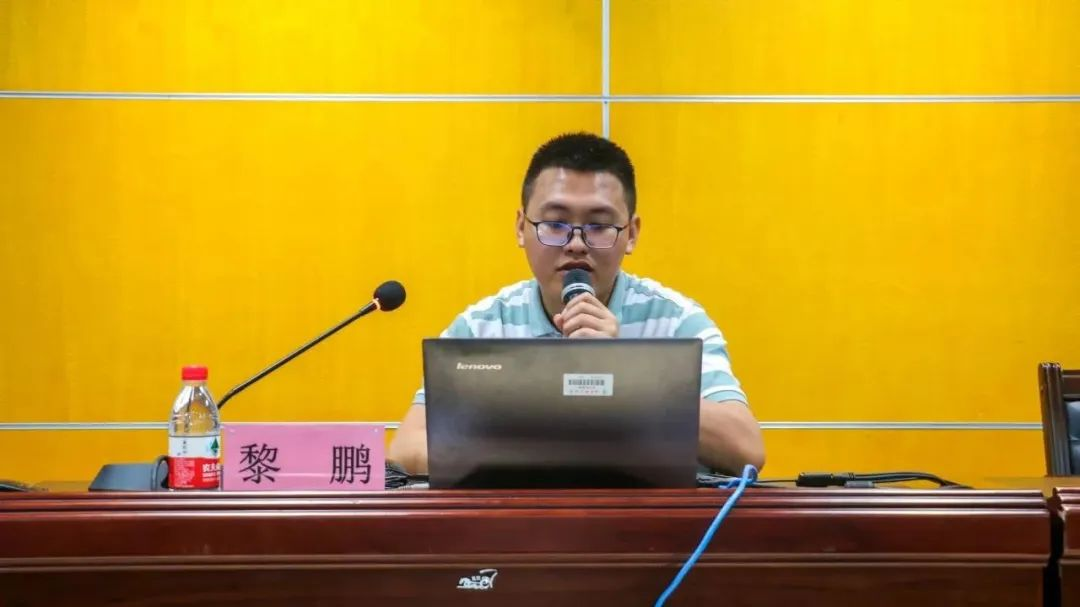 星空游戏官方第二期“榕籽讲堂” 校园新闻写作专题分享