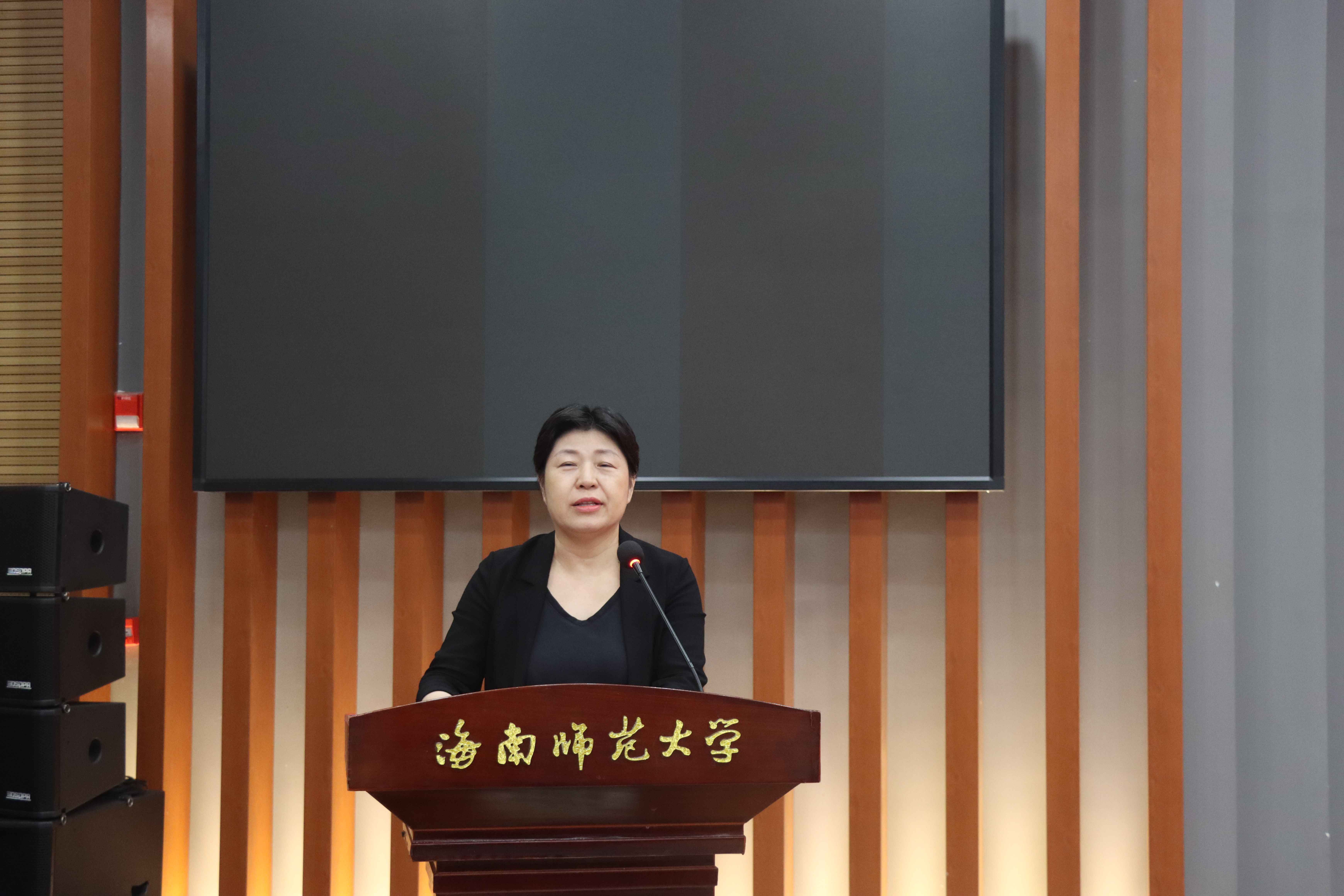 思政课教师题材电影《我要当老师》在我校巡映