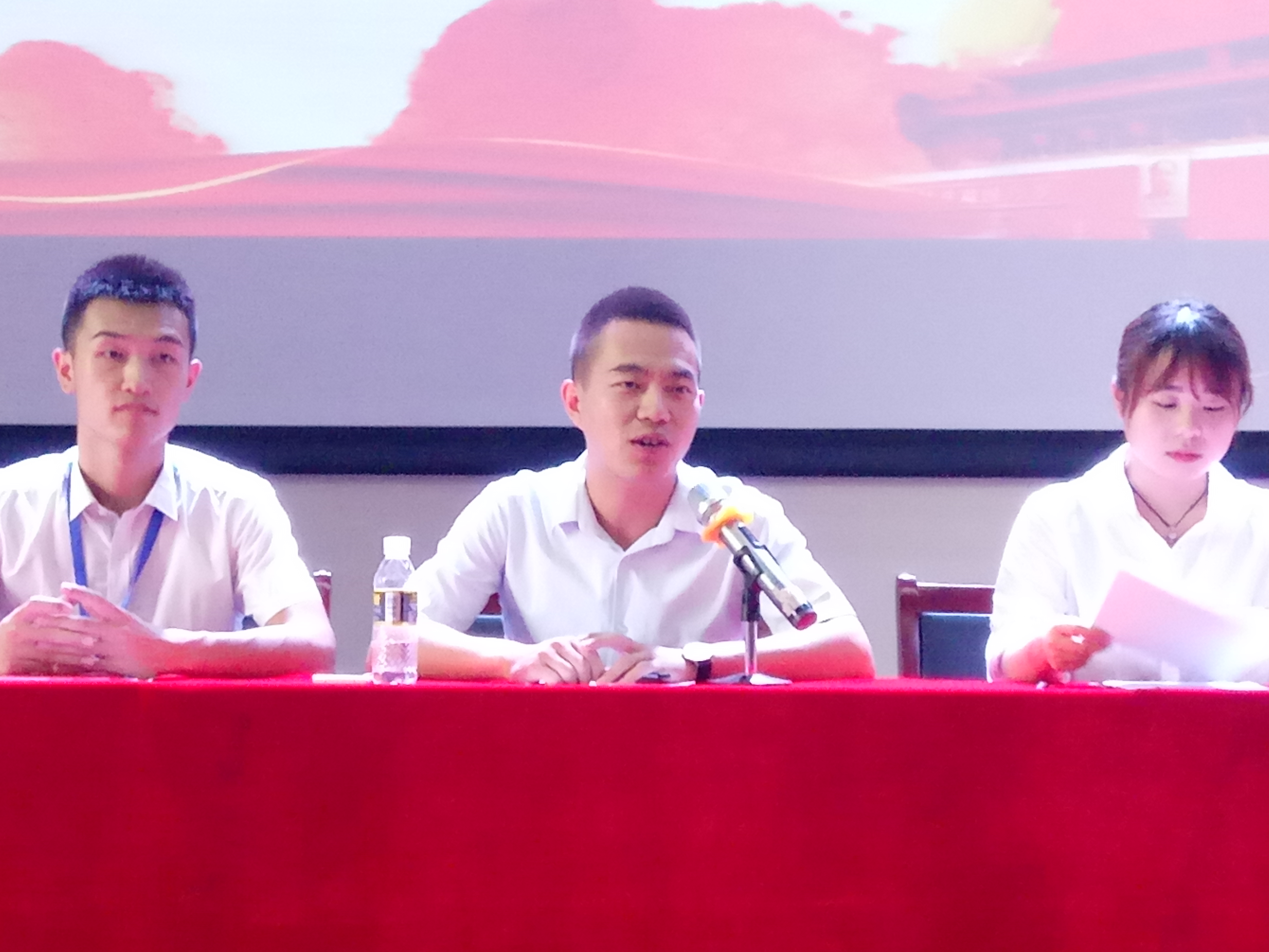 青年之声·2016-2017学年度文学院学生干部受聘大会