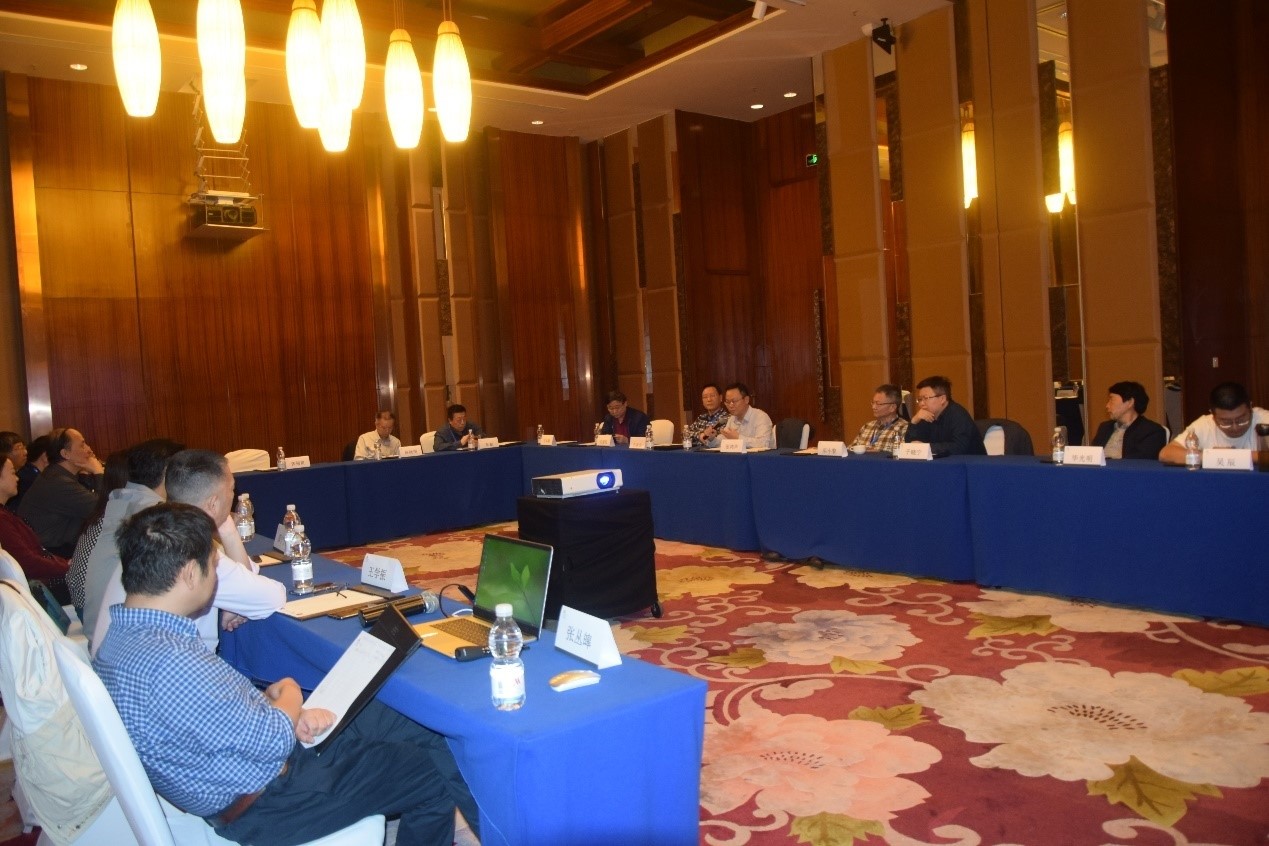 文学院成功承办中国语言文学类专业教学指导委员会2019年第二次（扩大）工作会议