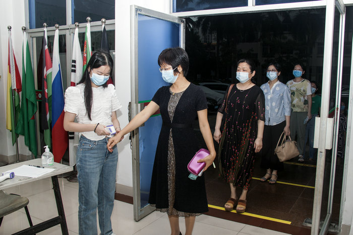 1589425814756273.jpg 疫情防控演练进行中.jpg