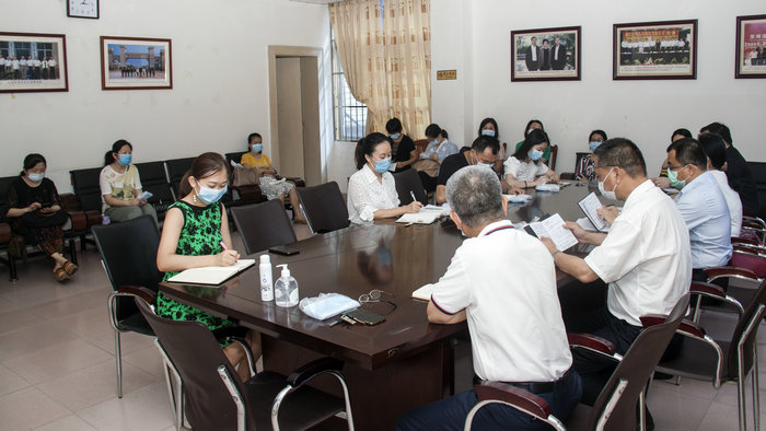 1589425711902612.jpg 0我院召开春季开学工作部署会议.jpg