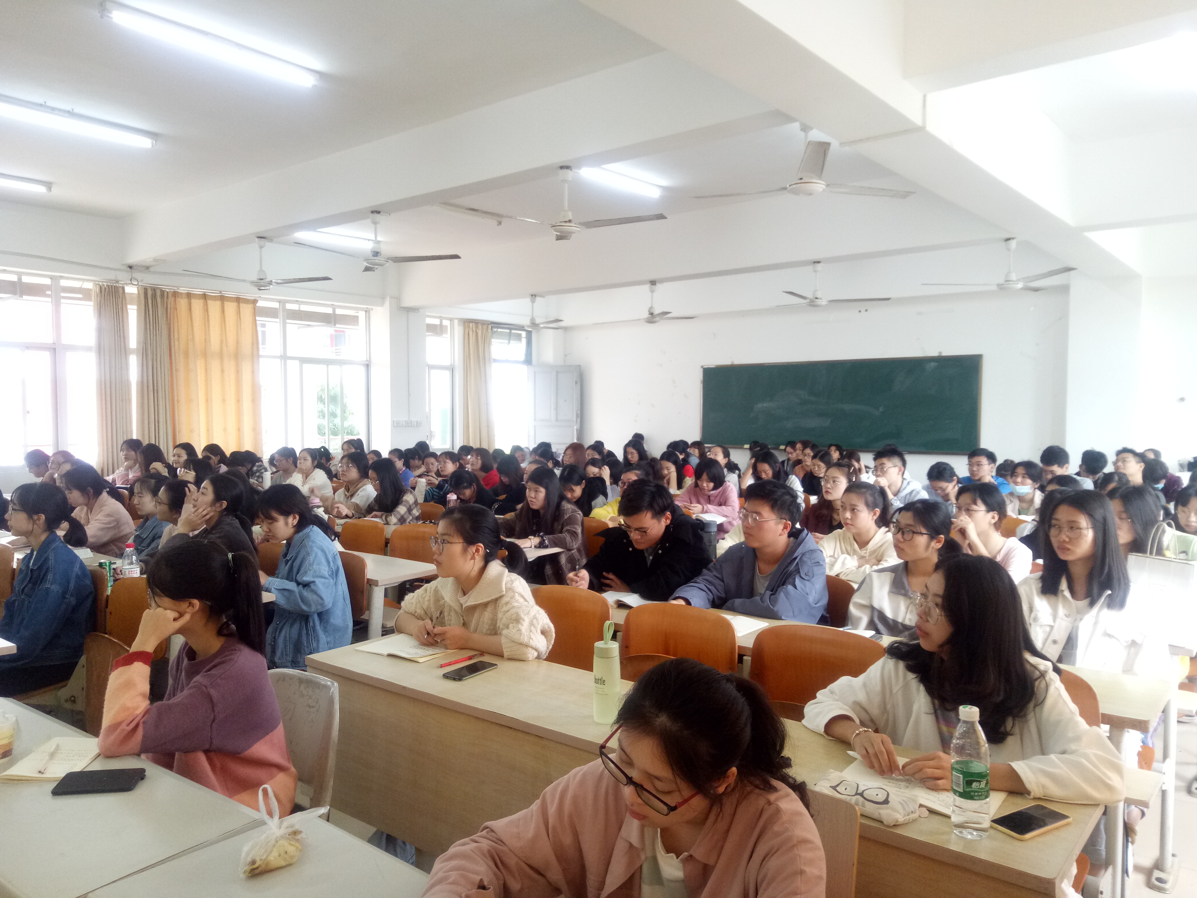 青年之声・记弘扬中华传统文化系列讲座之“预言家鲁迅”