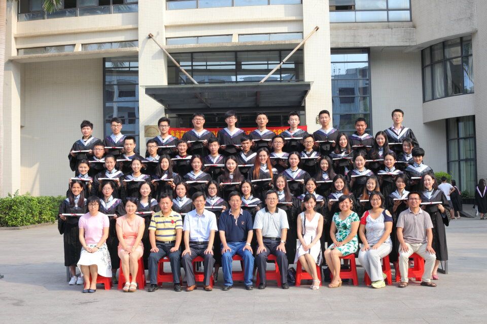 2012级资源环境与城乡规划管理班毕业留念