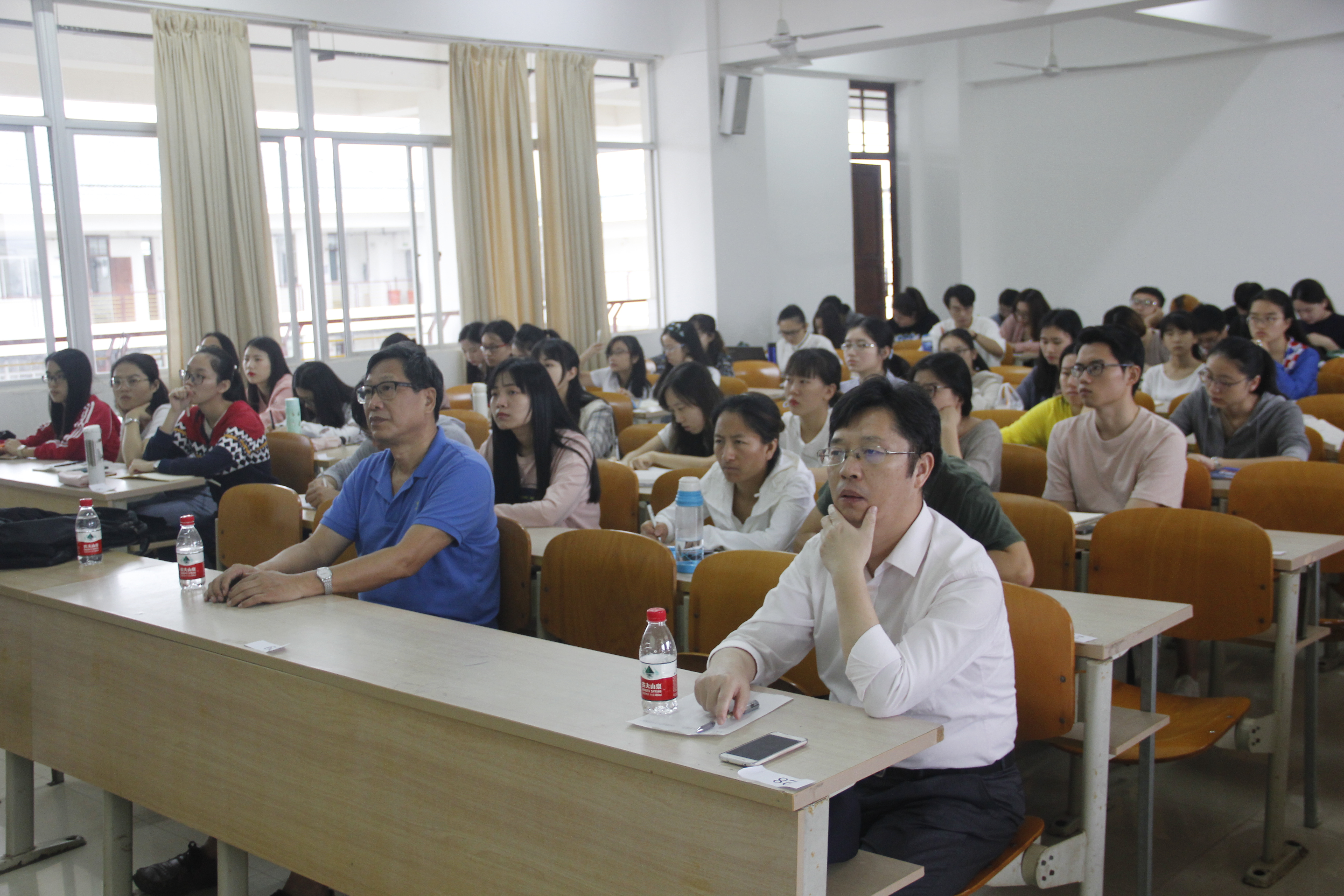 青年之声・中华文化始经典，鲁迅文学永流传