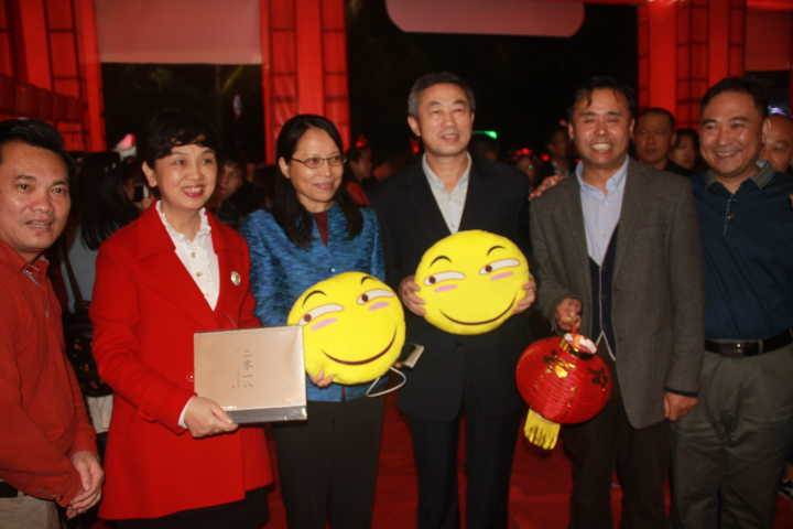 青年之声・岁晏戏游园，欢聚贺元旦――记文学院2018年元旦游园活动