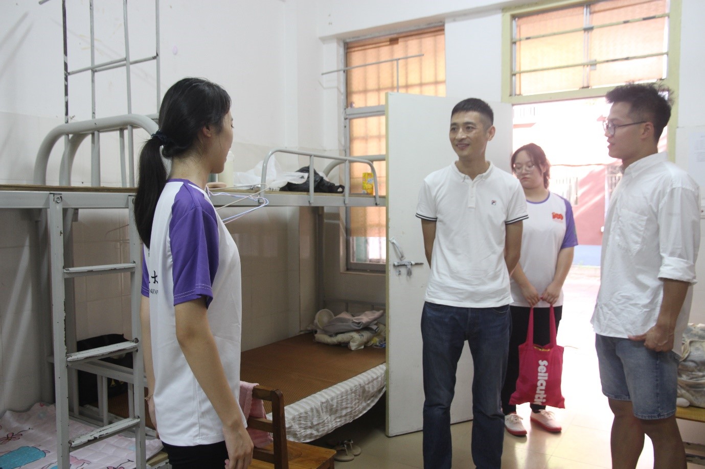 青年之声・三下乡