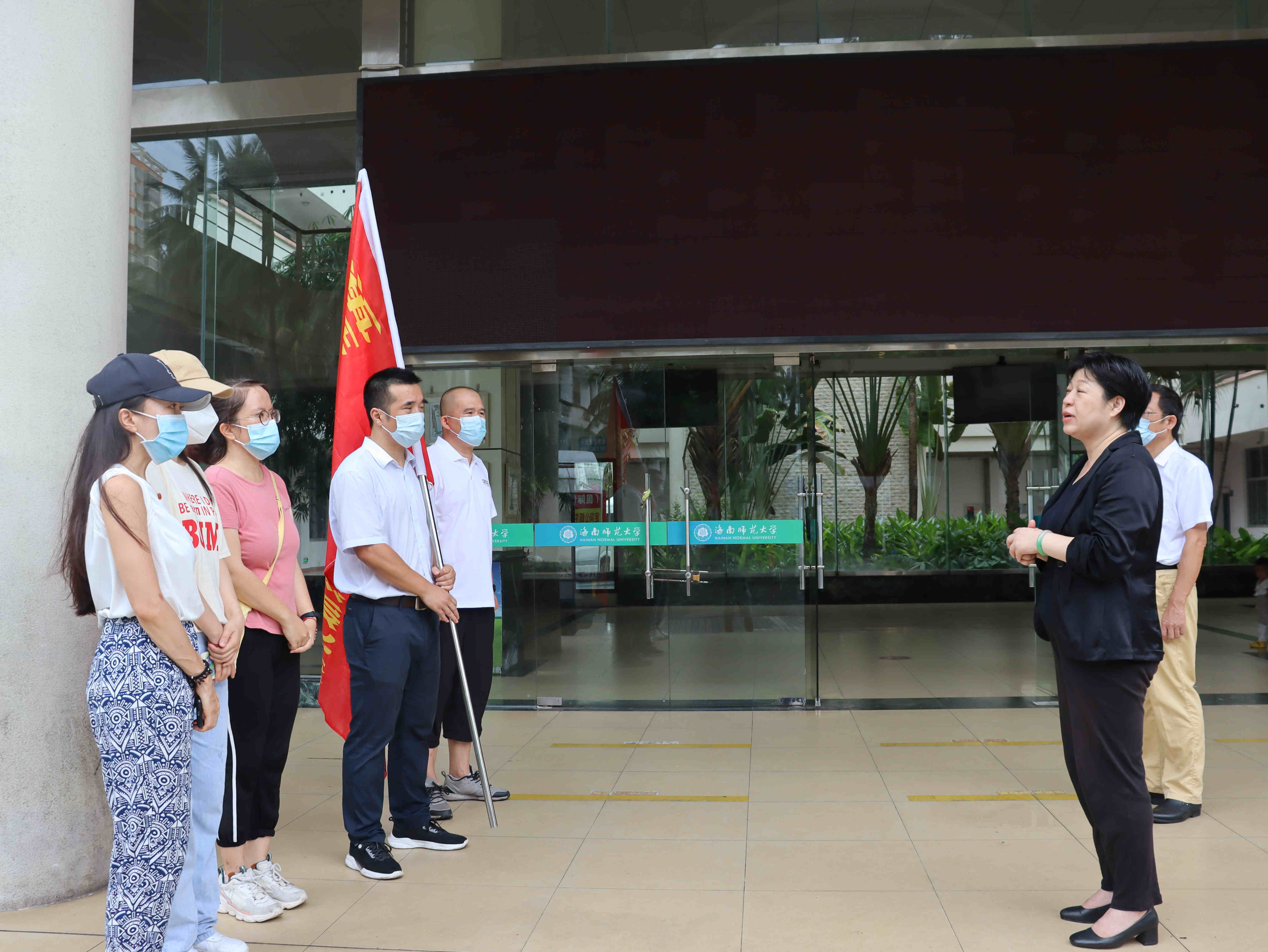 发挥外语人才优势,海师第六批志愿服务队奔赴战疫一线