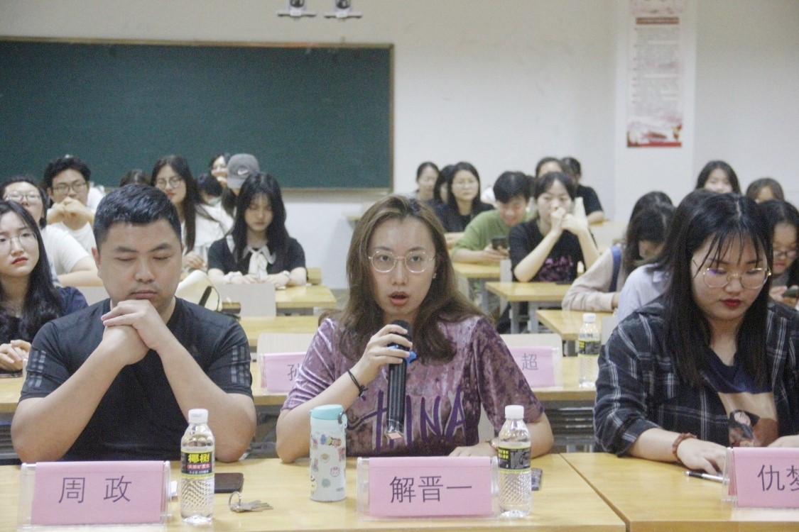 青年之声・初心向党，歌唱祖国――记文学院2021唱红歌比赛暨校园十佳歌手选拔赛