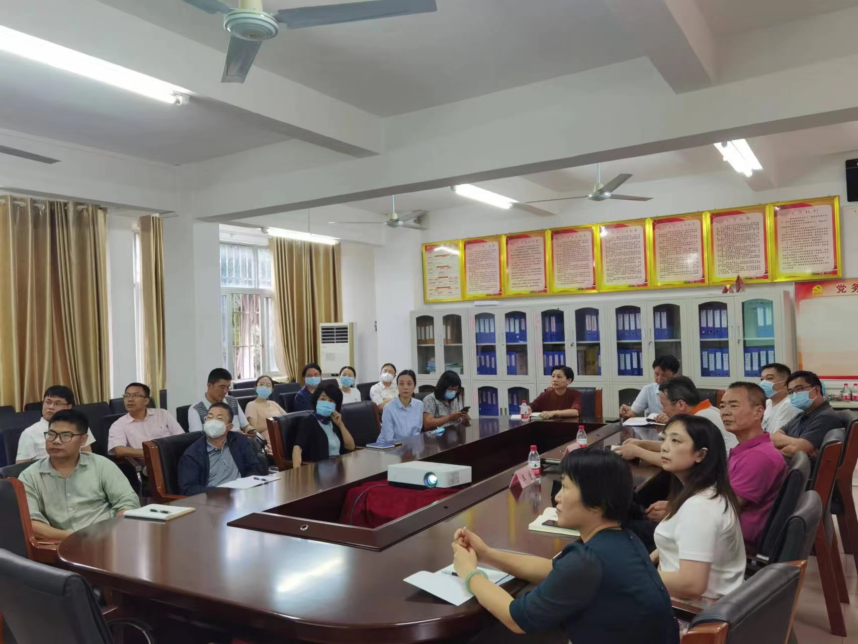 生命科学学院教工党支部书记主讲主题教育党课