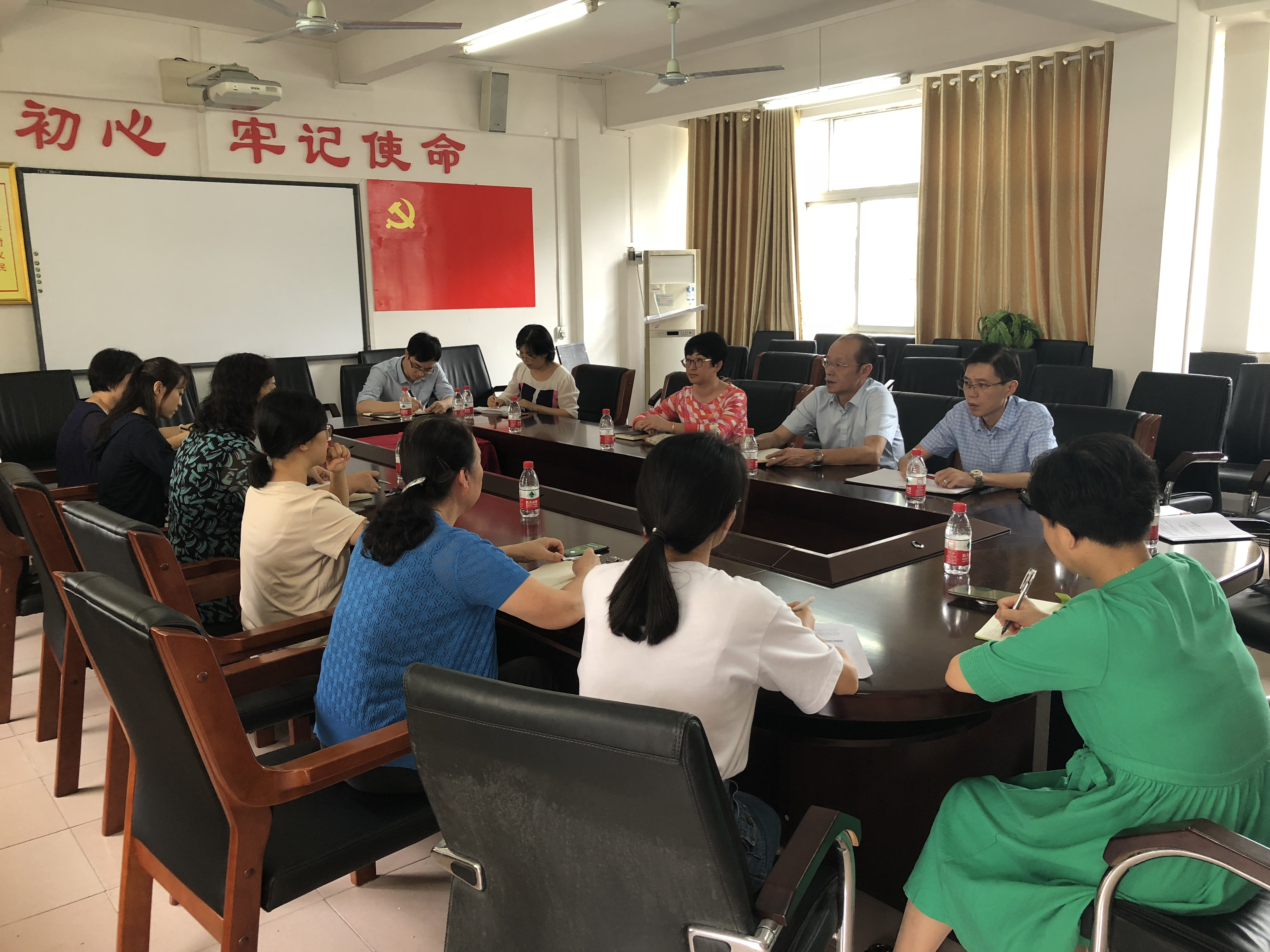 教务处赴文学院、生科院开展师范类专业认证调研