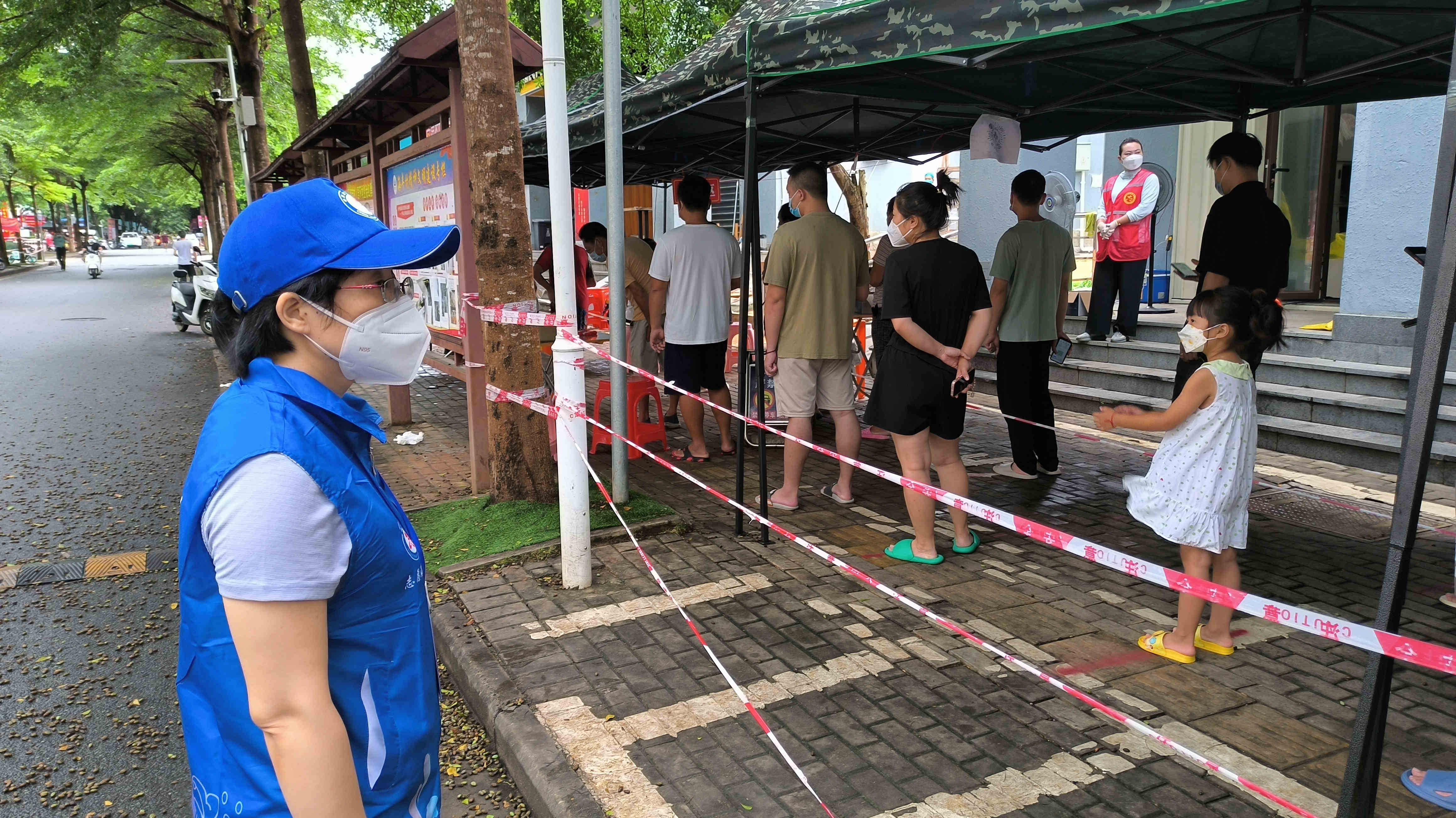 巾帼不让须眉，致敬海师马院战“疫”最美逆行者李玲