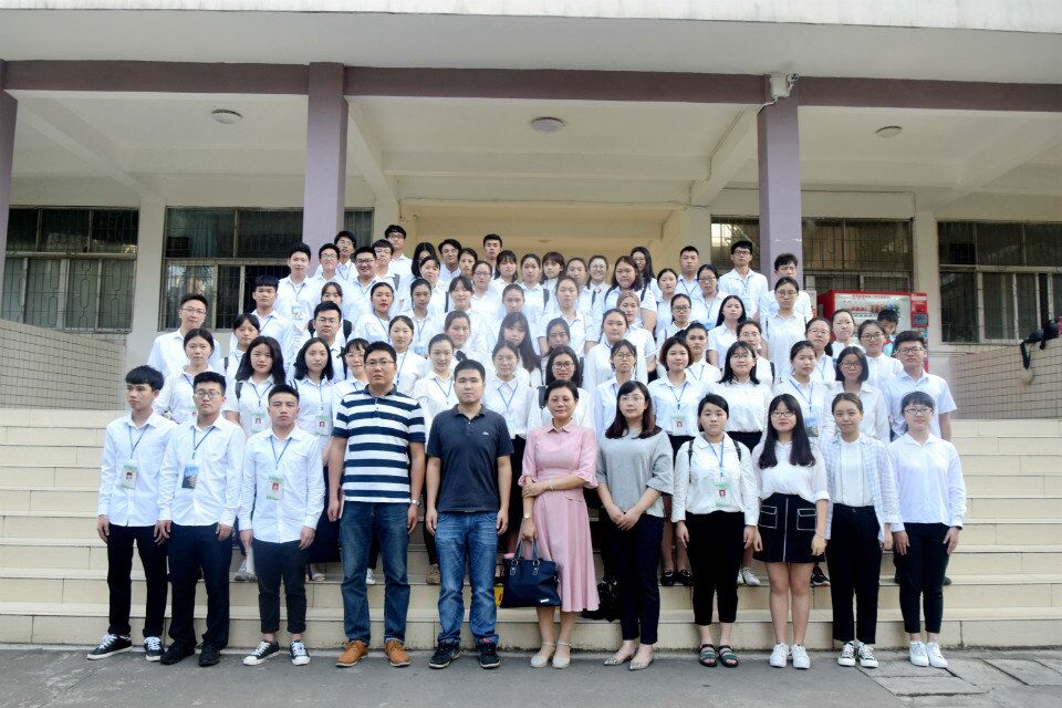 青年之声・做一名受欢迎的学生干部