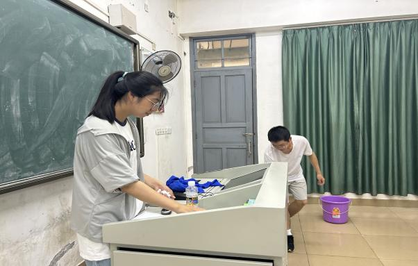 劳动促成长 实践育新人