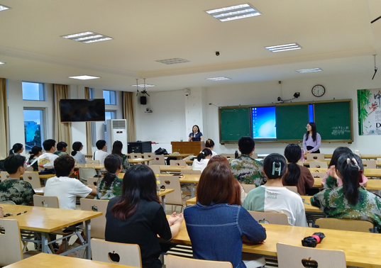 劳动促成长 实践育新人