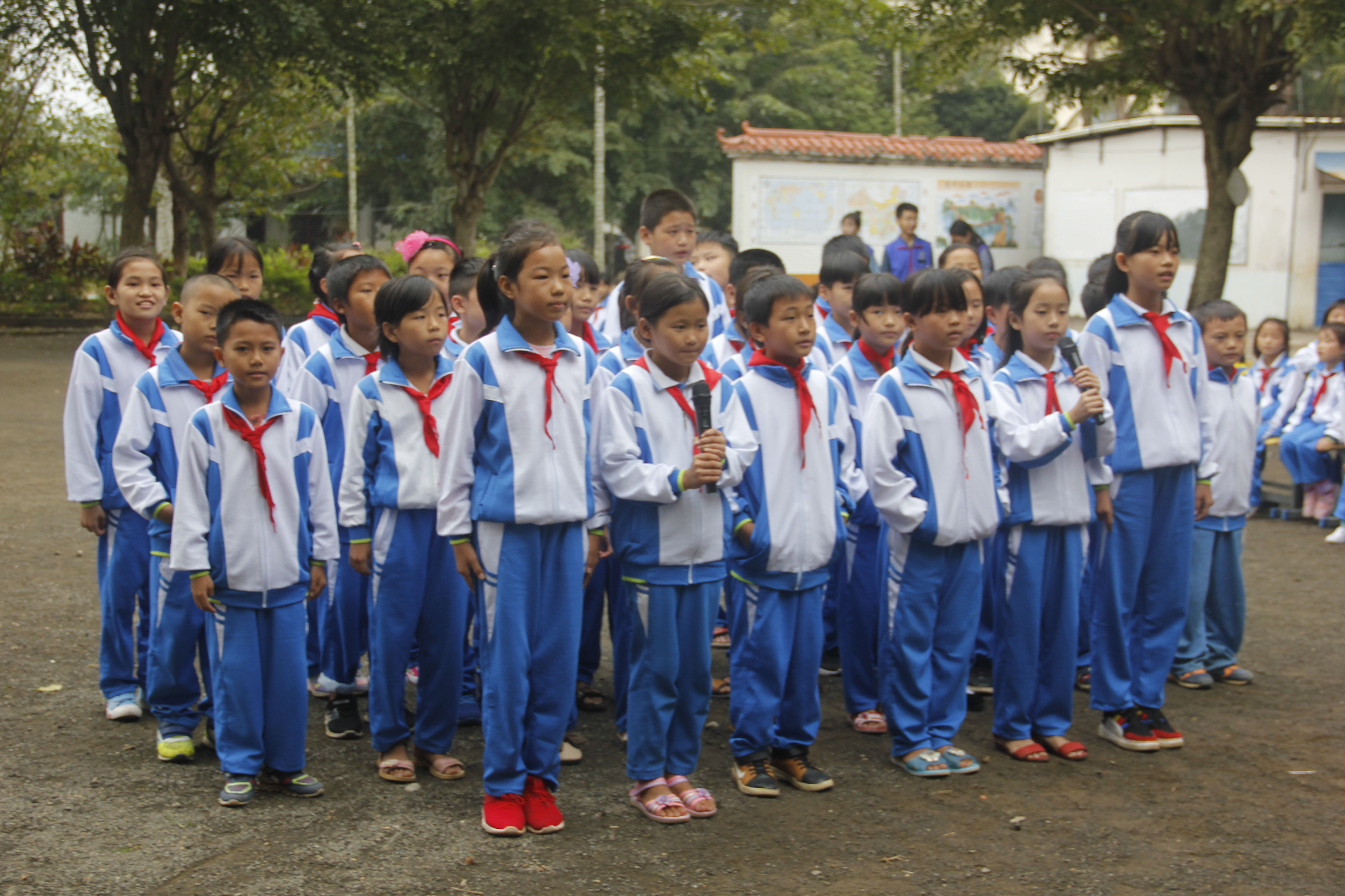 青年之声・记文学院第三届五一小学“绘语童声，远帆歌扬”合唱比赛
