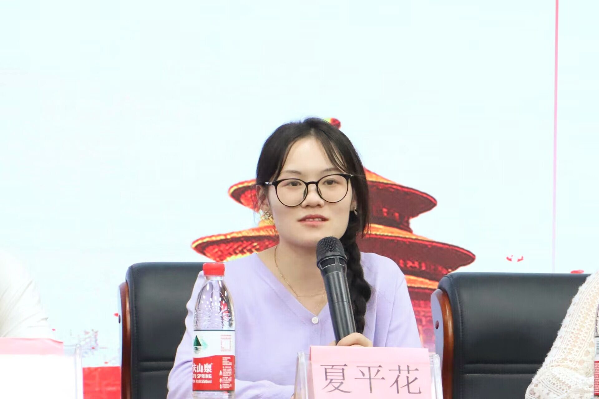 文学院召开新学期工作会议暨学生骨干培训会议