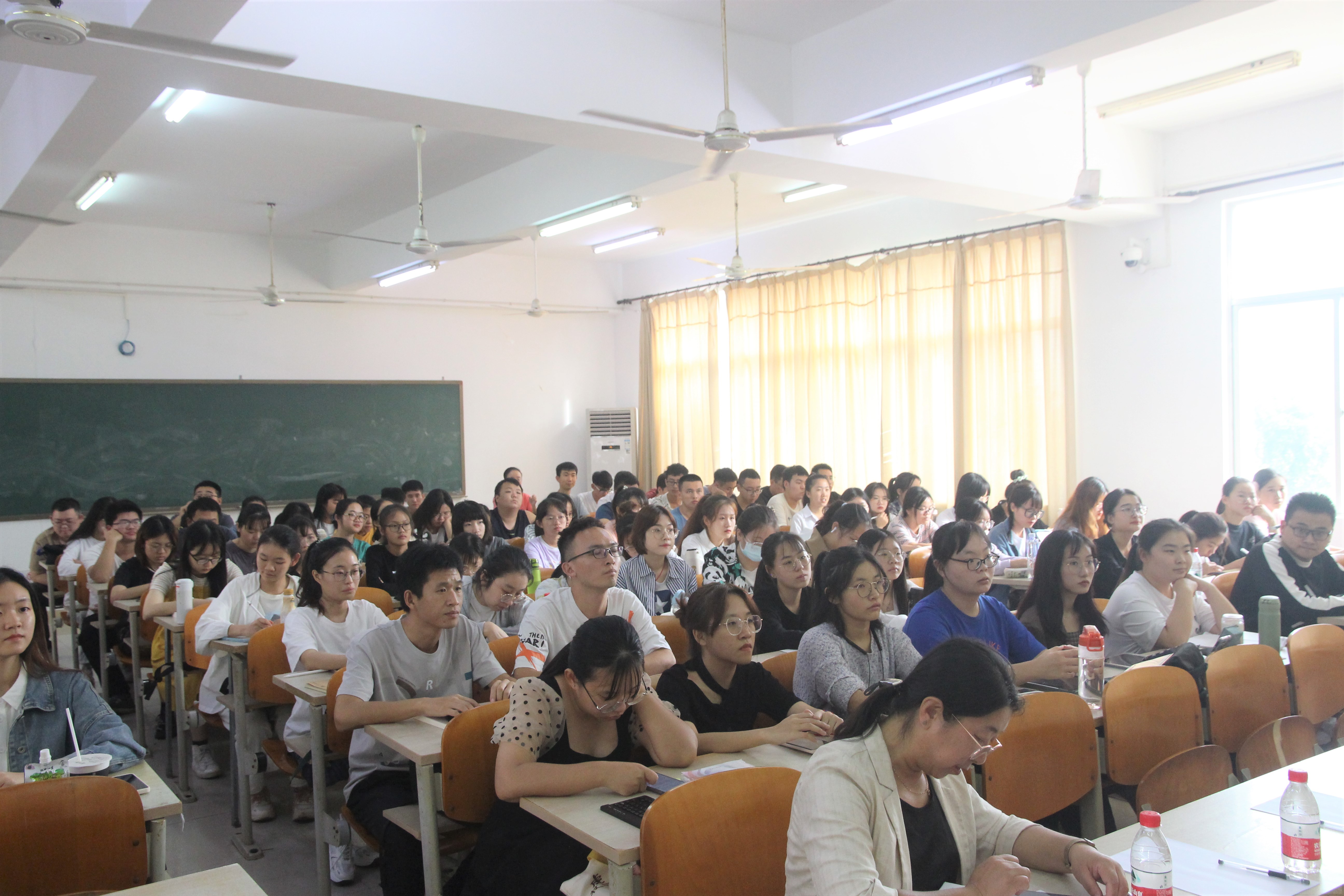 青年之声・学院新闻