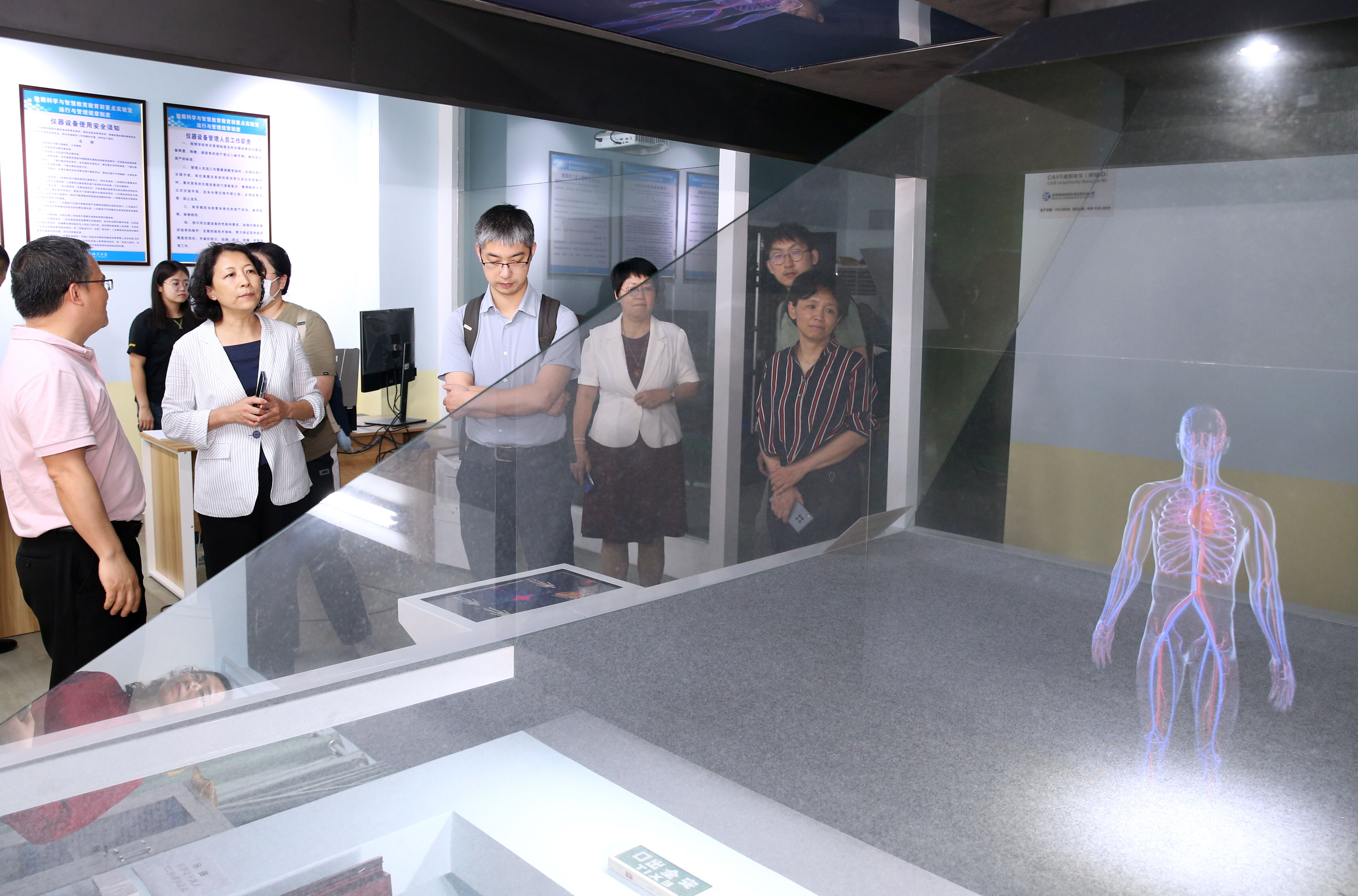 教育部“协同提质计划”专家组来我校调研指导