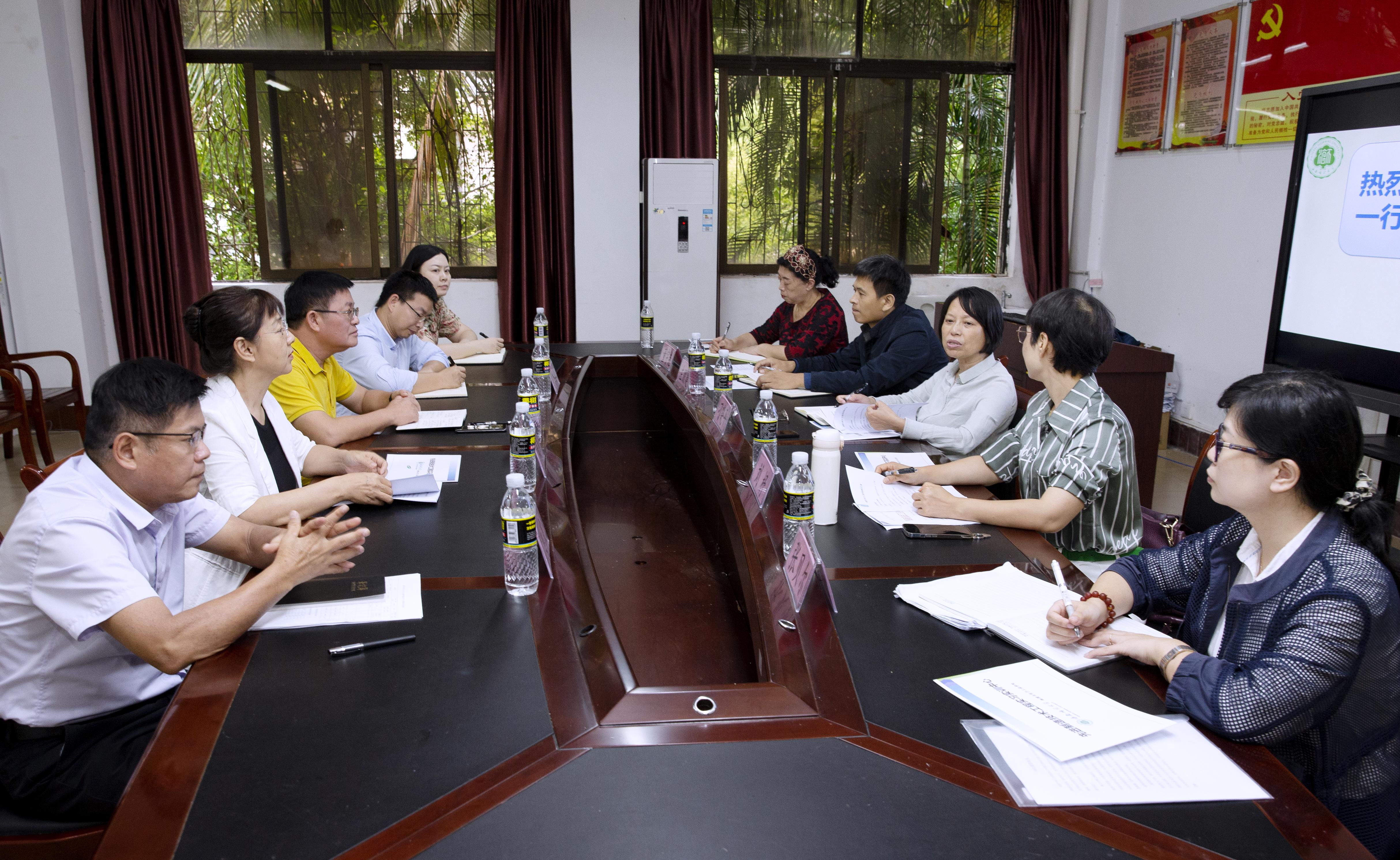 刁晓平到物理与电子信息工程学院指导学院发展