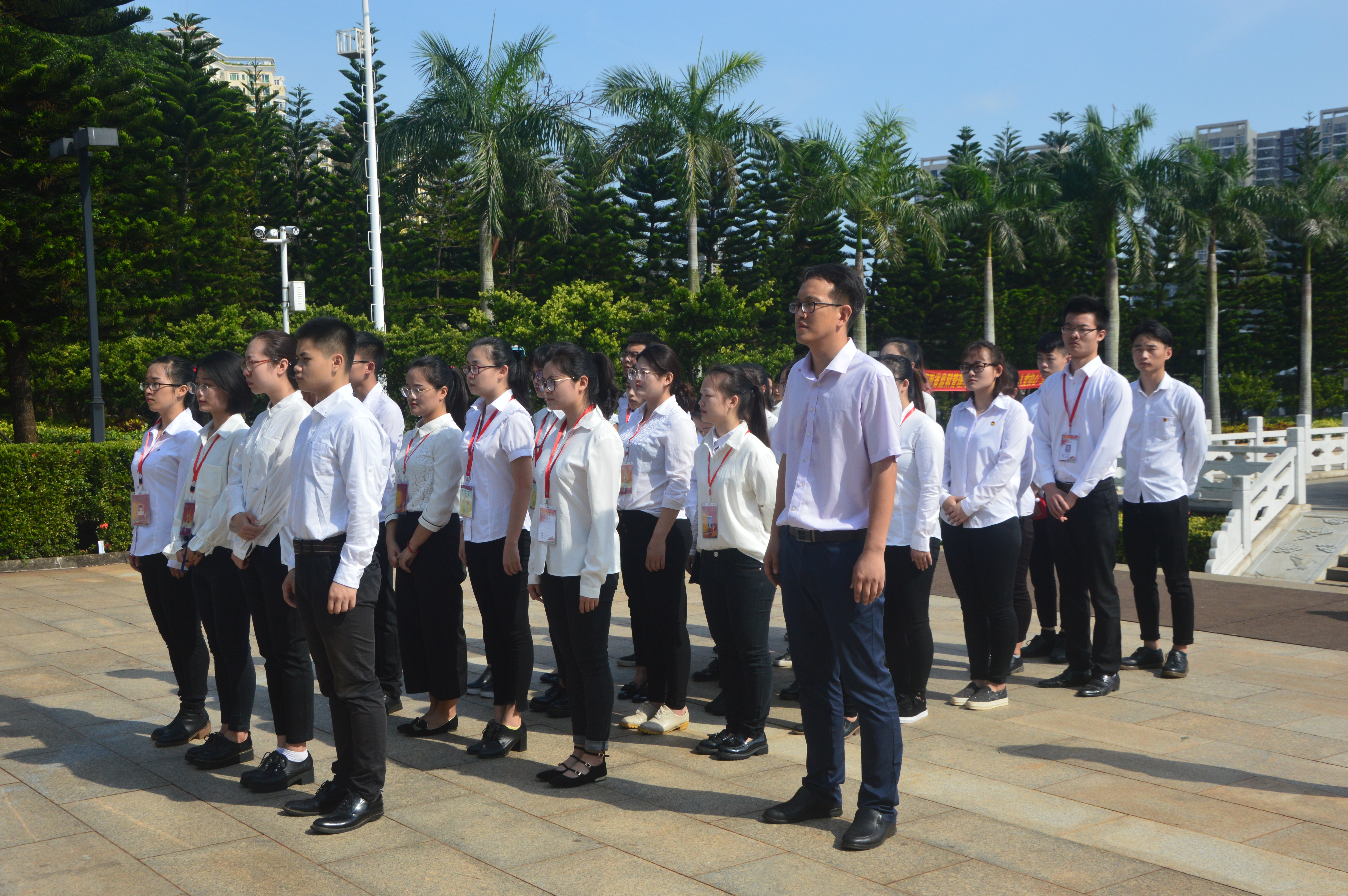 青年之声.教育与心理学院开展缅怀先烈专题活动