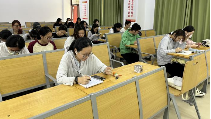 “为中国式现代化挺膺担当——青春年少好读书”主题团日活动