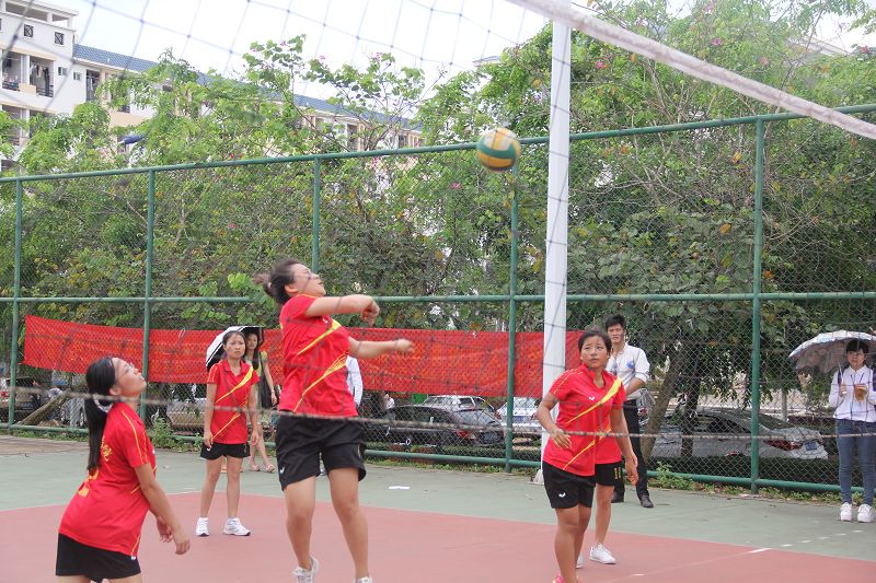 “快乐排球、展我风采”—记我院校“欢送杯”女排决赛夺冠