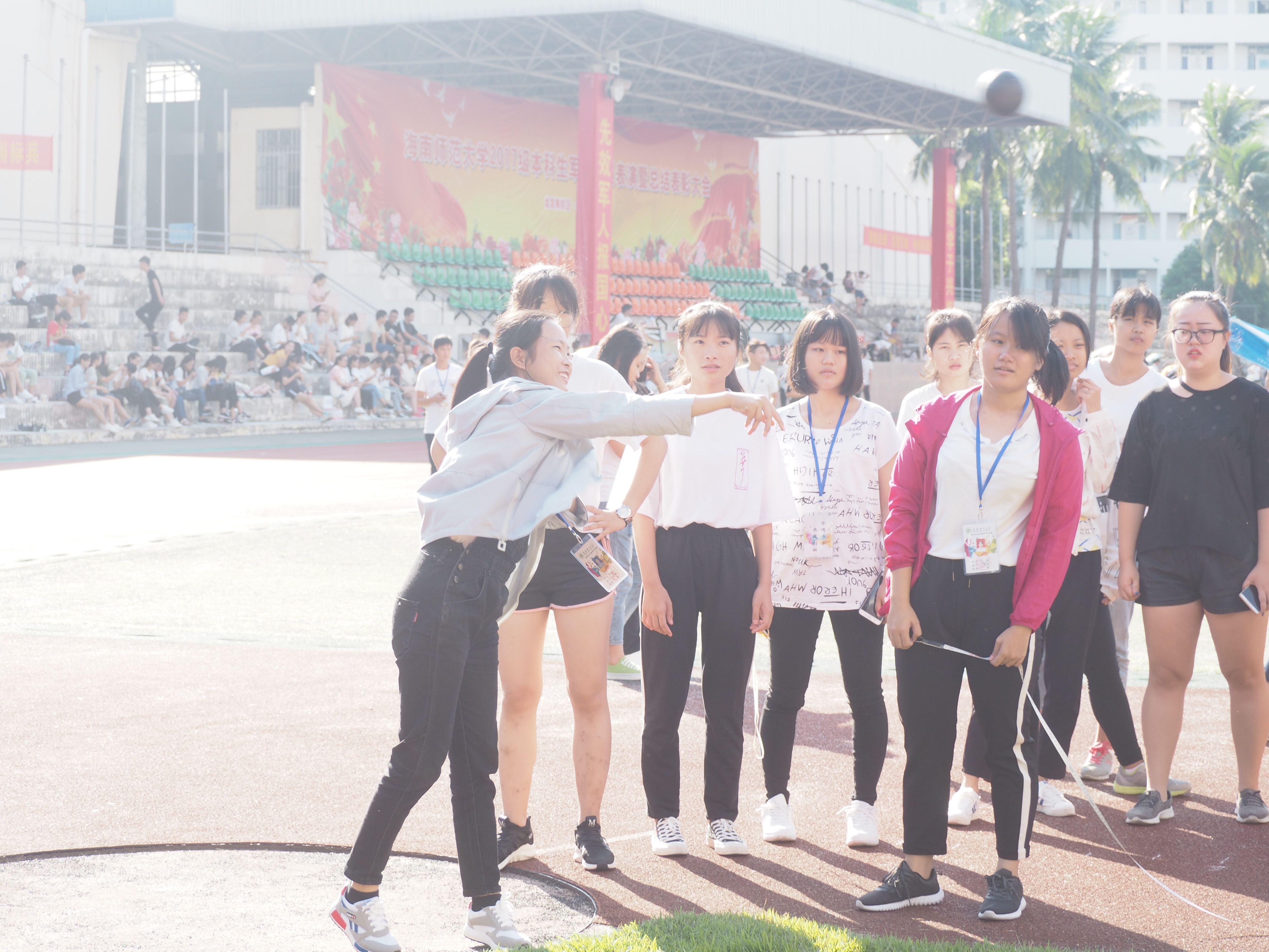 挥动激情 追逐梦想—记我院隆重举行运动会