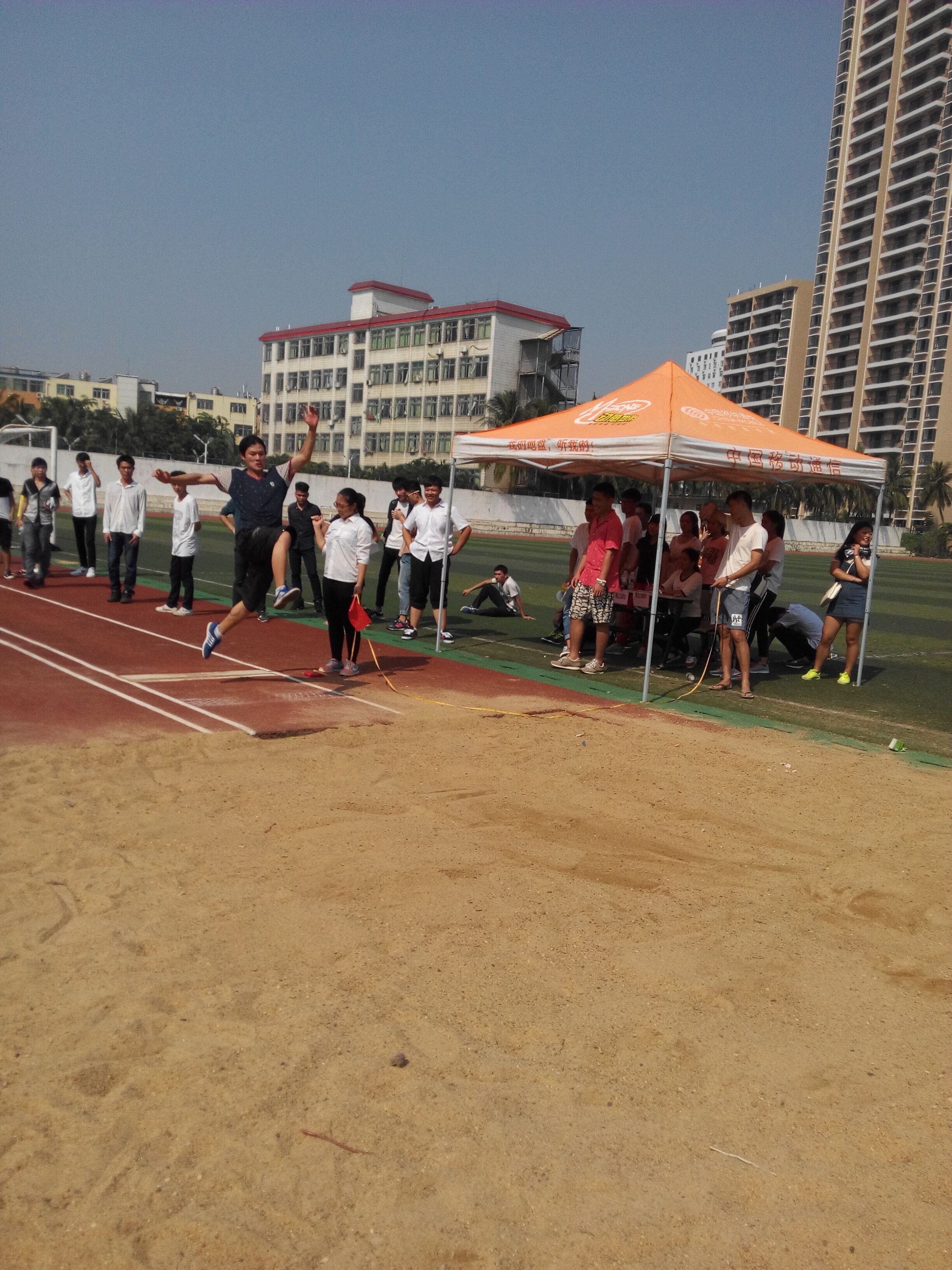 青春无极限，梦想心飞扬——记我院“文明健身 快乐运动”院运动会