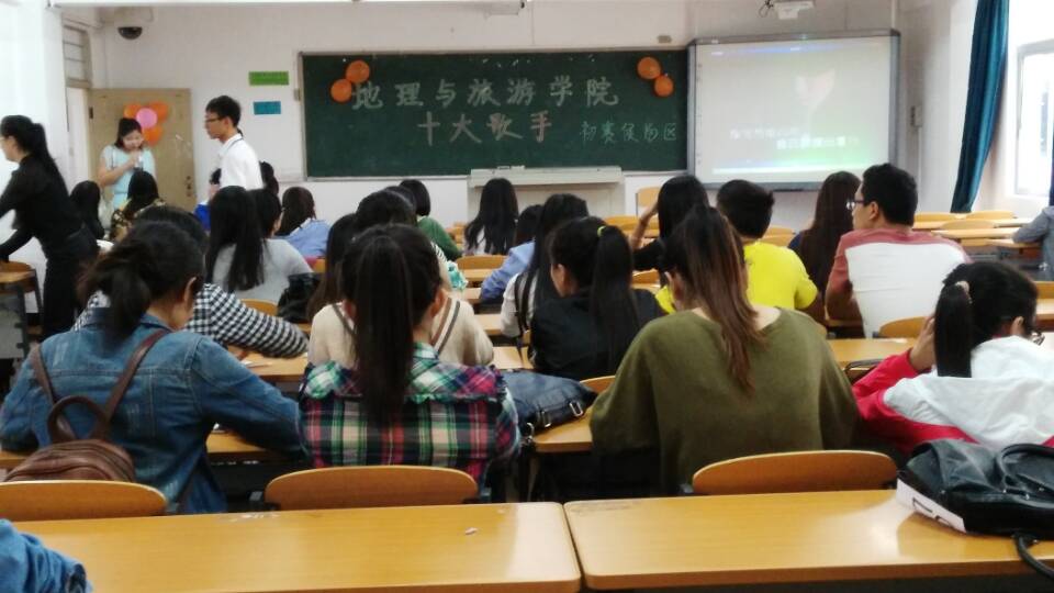 把握现在  歌唱未来—记我院举办十大歌手初赛